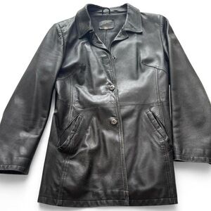 Vintage Vera Pelle Women's Black Leather Jacket